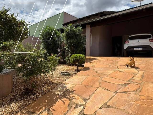 #74 - Casa para Venda em Anápolis - GO