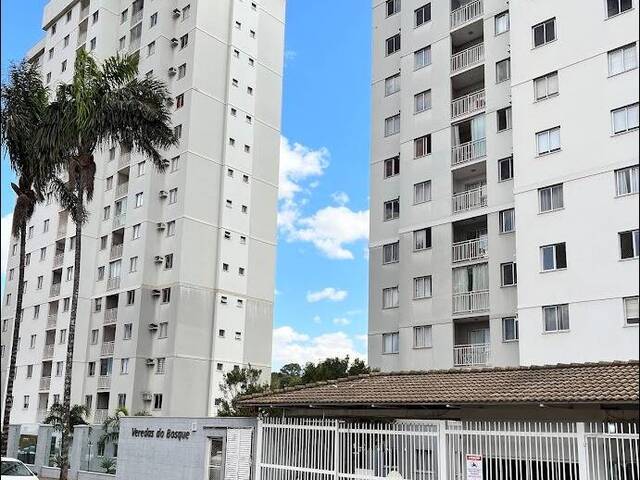 #70 - Apartamento para Venda em Anápolis - GO
