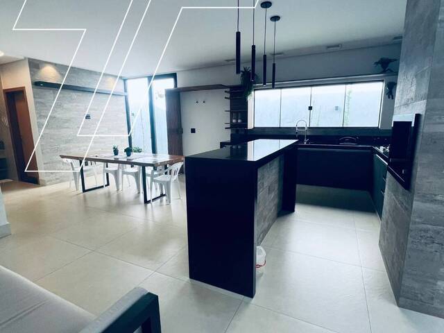 #83 - Casa para Venda em Anápolis - GO